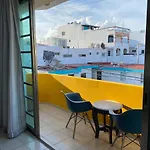 Arrecife Apartments